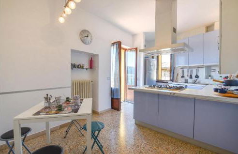 2 Bedroom Beautiful Apartment In Deruta - Foto 5