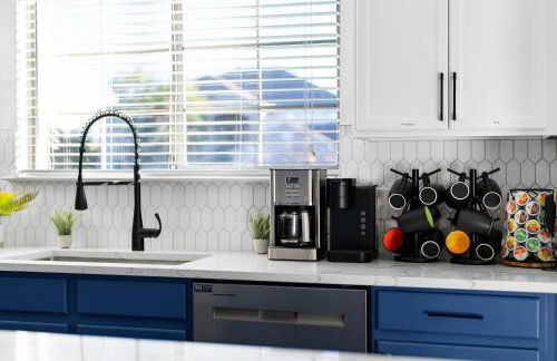 Grand 6BR 3BA Pool Escape Round Rock - Foto 40