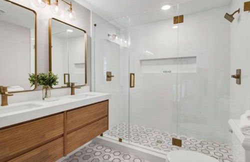 The Wren 2 BR 2.5 BA Renovated - Foto 26