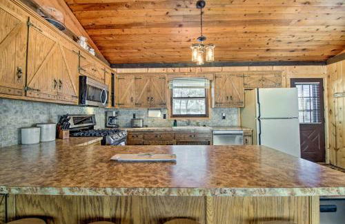 Pelican Lake Getaway on Stunning Peninsula! - Foto 8