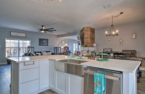 San Antonio Retreat with Fenced Pool, Near SeaWorld - Foto 9