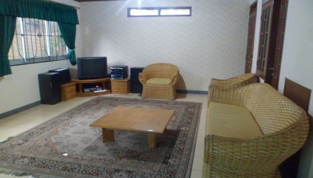 Kota Bunga M - Foto 2, Zona de estar del vestíbulo