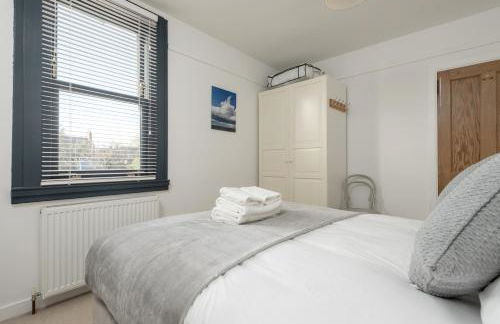 Sunset Retreat - Photo 23