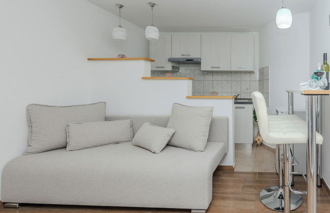 Holiday home Lucic - Photo 16