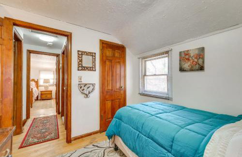 Walk to Detroit Zoo Home with Sunroom and Patio! - Foto 20