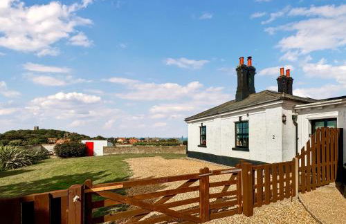 Lighthouse Cottage - Photo 17