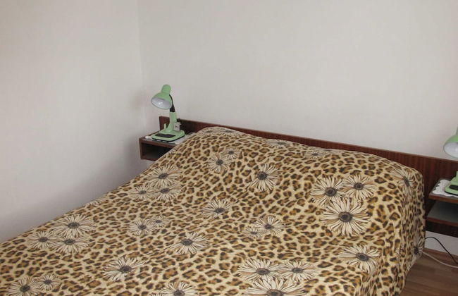 Bright and Modern: Fully Furnished Krk Apartments With Private Parking - Foto 1