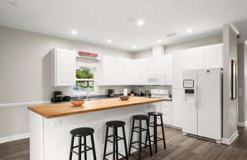 Heart of Tampa Hyde Park 4 Bedroom House - Located Near Hyde Park Village, SoHo and Local Beach - Spacious and Comfortable Stay in Perfect Location - Great for Families and Groups Visiting Tampa Near Airport! - Foto 19