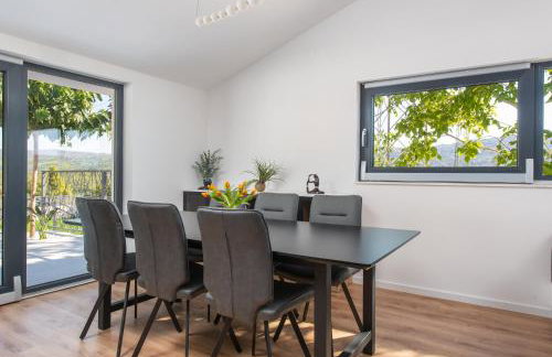 Villa Florinda with Pool and Prime Location near Split - Photo 48