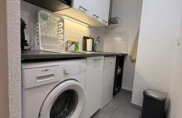 Charmant appartement moderne avec place de parking privative - Foto 37