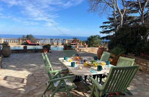 RDC maison de maitre pour 6 personnes avec piscine et jacuzzi - Photo 37