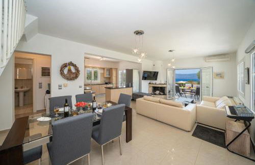 Blue Villa - Photo 23