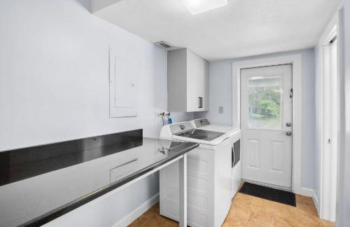 Leona Breeze - Photo 37