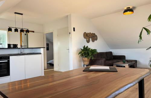 Zentrale Lage, kostenlos Parken, ideal für Pendler, Kinder und Haustiere willkommen!! - Photo 11