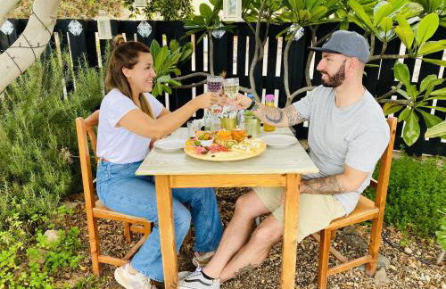 Bernegal Maday, Heated Bathtub Piscina y Jardin by Deihu Experiences - Foto 58