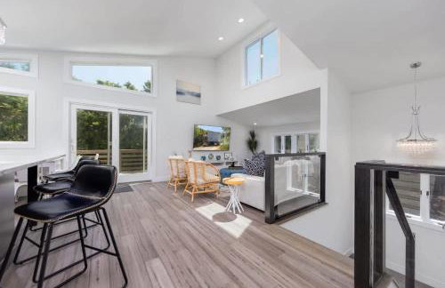 7 Min Walk to the Beach - Completely Renovated - Foto 7