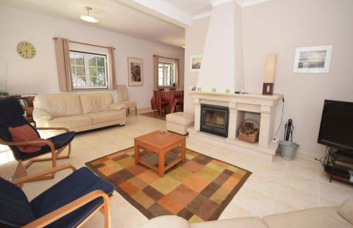 Villa in Casais de Santa Helena - Photo 16