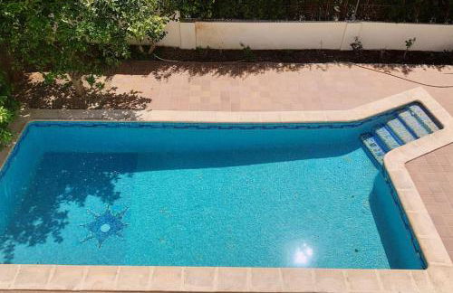 Villa Los Robles en Playa den Bossa con Piscina Privada - Photo 9