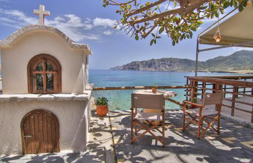 The Wave House By Plakalona Villas & Apartments - Photo 19