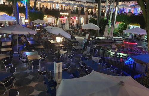 3 Bed Villa Sleeps 6 - Pets Ok - Communal Pool - Foto 15