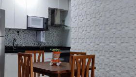 Apartamento na Praia das Toninhas em Ubatuba 350m da praia -2 quartos sendo 1 suite, piscina, varanda gourmet com churrasqueira, ar condicionado, cozinha completa, duas garagens - Foto 5