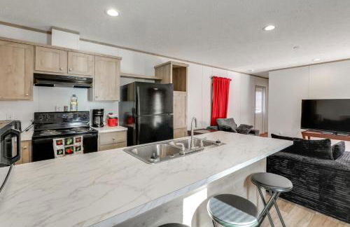 2 Mi to Lake Marion! Pet-Friendly Home with Yard - Foto 7