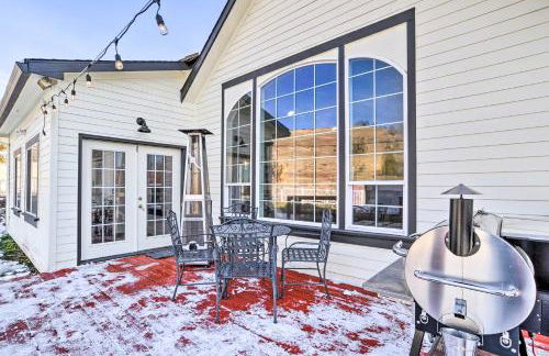 Alluring Home with Fire Pit Less Than half Mi to OIT! - Foto 24