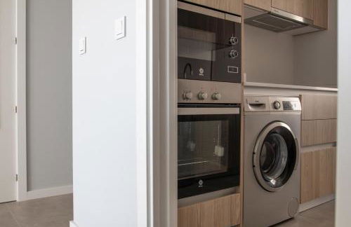 Precioso apartamento frente a la playa con piscina - Foto 16