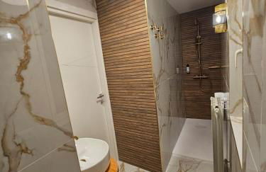 Binario 5, a due passi da Porta Nuova e dal centro - Photo 3