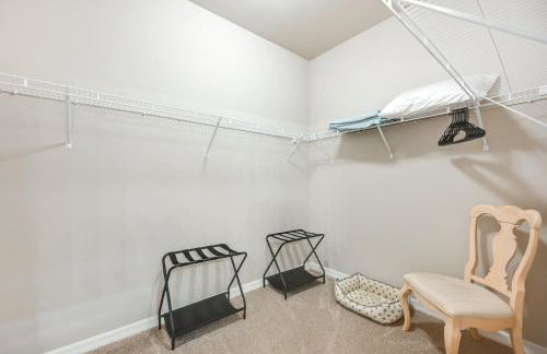 Near River & Parks: LaBelle Family Home w/ Patio - Photo 17
