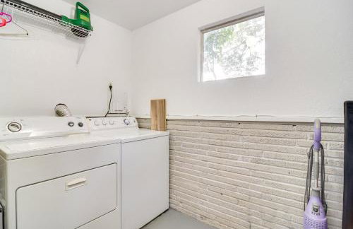 Walk to Art District and Beach Pet-Friendly Getaway - Foto 21