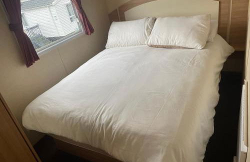 Discover Serenity in Our 3-Bed Static Caravan at Clarach Bay Holiday Village! - Foto 34