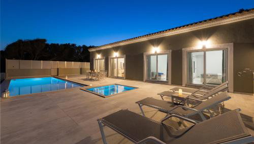 Villa Alonaki Bay - Photo 2