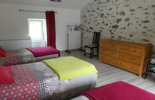 Maison rénovée en pleine campagne avec terrain, terrasse et équipements familiaux - FR-1-426-157 - Foto 15