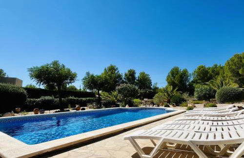 Villa Oasis WITH LARGE PRIVATE SWIMMING POOL - Foto 32