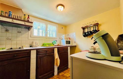 Studio Soleil - Piscine, Parking, Jardin, Calme, Wifi, 2 personnes - Foto 13