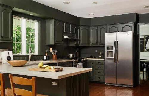 Beautifully Designed 4BR Home Heated Pool HotTub - Foto 39