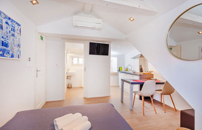 Rafael rooms and apartments by DuHomes - Photo 15