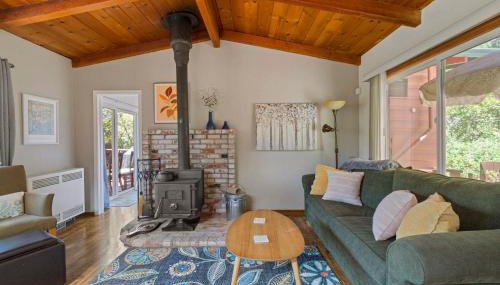 Red Cabin in Twain Harte - King bed - Foto 2