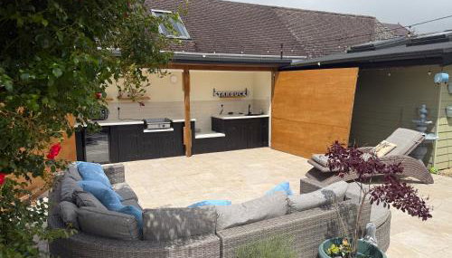 Detached property, beams, hot tub large garden - Foto 4