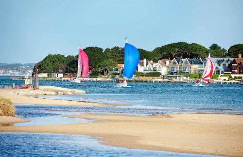 Magnolia House - Beautiful Townhouse in Old Town Poole - Photo 38