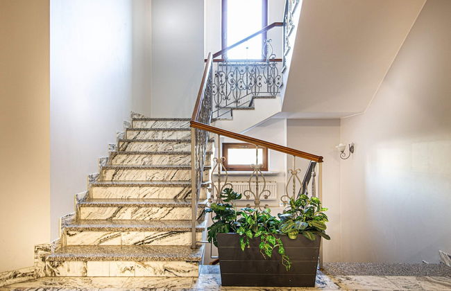 Ursynow Lavish Apartment - Photo 25