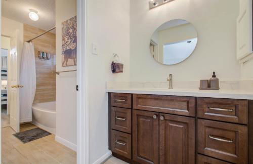 Big Texas Living - Spacious 5-BD with Pool - Foto 38