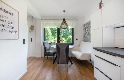 Design-Apartment mit Garten - Foto 5