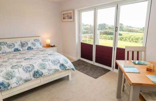 Greenside Studio - Photo 16