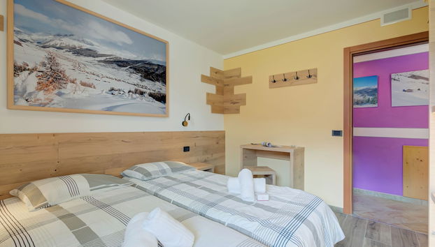 Italia 1 Ski in- Ski out 50m - Foto 4, Habitación