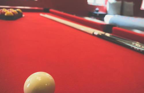 Le Confiden'spa Loft 55m2 Jacuzzi - Billard - Cheminée - Terrasse - Foto 7