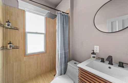 Pet Friendly 2BR in Little Italy # 3 - Foto 9