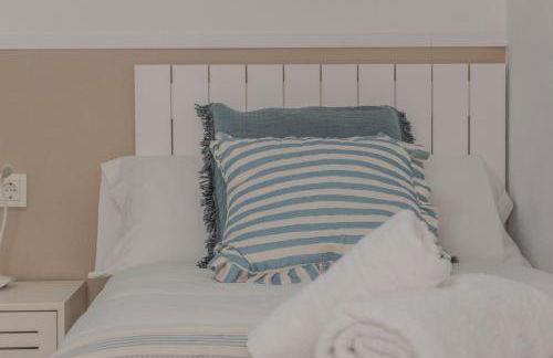 Arena Marina - Pool and relaxation near the airport - Foto 23