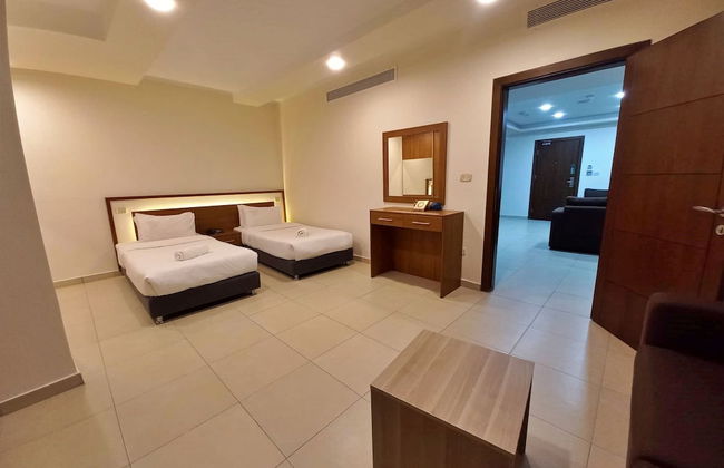 Lujain Hotel Suites - Photo 18